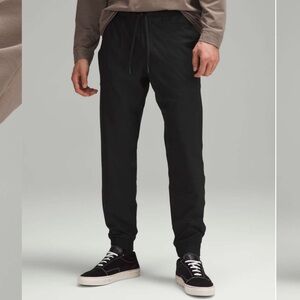 Lululemon ABC Jogger *Shorter Black XL